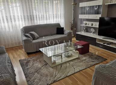 Trosoban stan, Rijeka, Škurinje, najam, 750 €, 74 m2