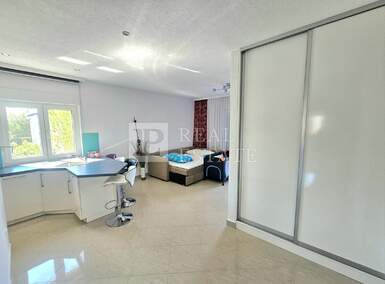 Jednosoban stan, Crikvenica, Jadranovo, prodaja, 150000 €, 43 m2