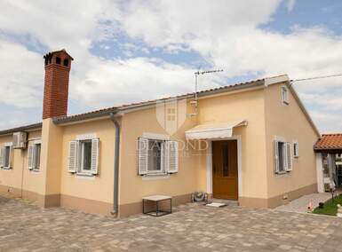 Kuca, Rovinj, prodaja, 550000 €, 156 m2
