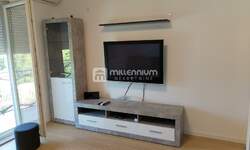 Cetvorosoban stan, Rijeka, Hosti, najam, 1200 €, 90 m2