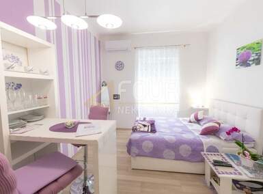 Jednosoban stan, Rijeka, Centar, najam, 500 €, 22 m2