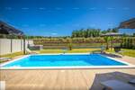 Kuca, Novigrad, prodaja, 735000 €, 280 m2
