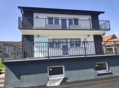 Trosoban stan, Novi Marof, prodaja, 175000 €, 109 m2