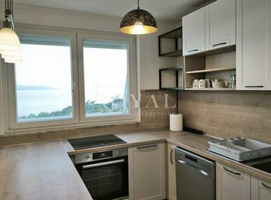 Trosoban stan, Rijeka, Turnić, najam, 750 €, 63 m2