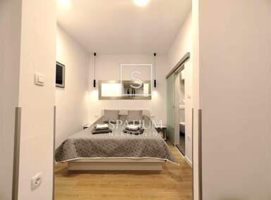 Jednosoban stan, Rijeka, Centar, najam, 600 €, 27 m2