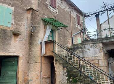 Kuca, Tinjan, prodaja, 115000 €, 1 m2