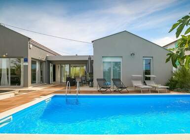 Kuca, Poreč, prodaja, 420000 €, 120 m2