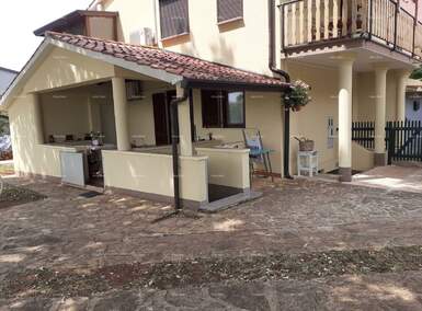 Kuca, Novigrad, prodaja, 219000 €, 127 m2
