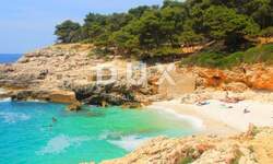Trosoban stan, Pula, Šijana, prodaja, 200000 €, 69 m2