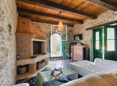 Kuca, Tinjan, prodaja, 440000 €, 130 m2