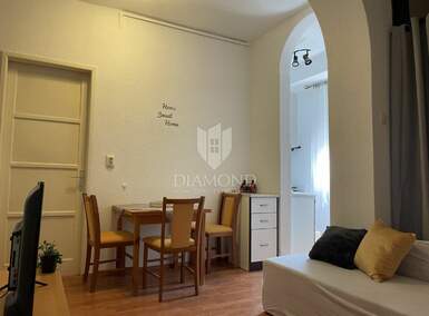 Dvosoban stan, Pula, Centar, prodaja, 130000 €, 31 m2