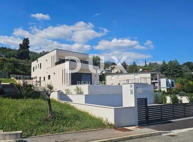 Kuca, Lovran, prodaja, 2370000 €, 298 m2
