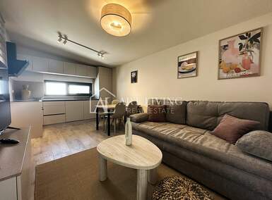 Trosoban stan, Umag, prodaja, 311000 €, 65 m2