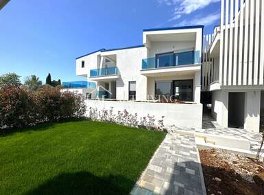 Trosoban stan, Umag, prodaja, 314000 €, 66 m2