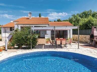 Kuca, Pula, prodaja, 467000 €, 138 m2