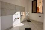 Poslovni prostor, Rijeka, Krimeja, najam, 600 €, 30 m2