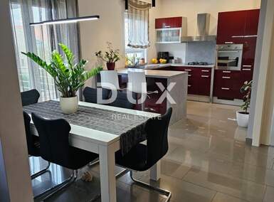 Cetvorosoban stan, Pula, Valdebek, prodaja, 310000 €, 131 m2