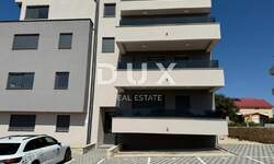 Trosoban stan, Kolan, Mandre, prodaja, 275000 €, 72 m2