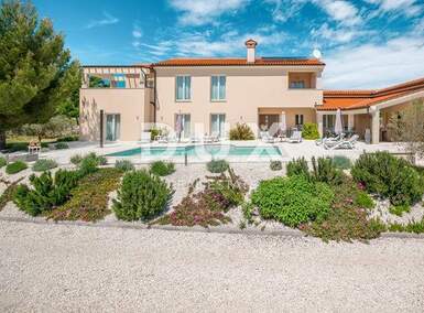 Kuca, Vodnjan, prodaja, 2000000 €, 460 m2
