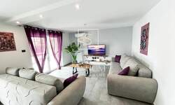 Kuca, Medulin, prodaja, 580000 €, 220 m2