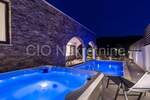Kuca, Omiš, Čisla, najam, 2000 €, 300 m2
