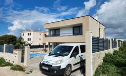 Kuca, Medulin, Banjole, prodaja, 750000 €, 250 m2
