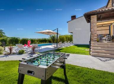 Kuca, Pula, prodaja, 470000 €, 150 m2