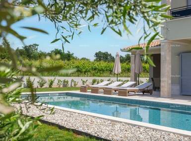 Kuca, Labin, prodaja, 650000 €, 170 m2