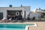 Kuca, Poreč, prodaja, 745000 €, 178 m2