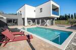 Kuca, Poreč, prodaja, 745000 €, 178 m2