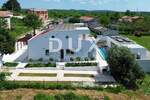 Kuca, Poreč, prodaja, 1750000 €, 400 m2