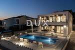Kuca, Novalja, prodaja, 1450000 €, 310 m2