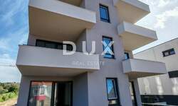 Trosoban stan, Zadar, Diklo, prodaja, 334398 €, 76 m2
