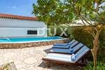 Kuca, Vrbnik, prodaja, 498000 €, 205 m2