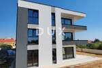 Trosoban stan, Privlaka, prodaja, 261900 €, 72 m2