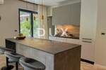 Kuca, Mošćenička Draga, najam, 4500 €, 188 m2