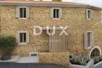 Kuca, Tinjan, prodaja, 600000 €, 141 m2