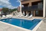 Kuca, Crikvenica, prodaja, 700000 €, 270 m2