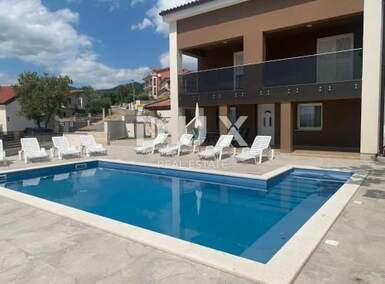 Kuca, Crikvenica, prodaja, 700000 €, 270 m2