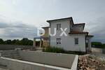 Kuca, Kanfanar, prodaja, 1050000 €, 360 m2