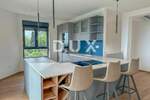 Trosoban stan, Opatija, Ika, najam, 2500 €, 135 m2