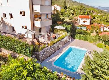Trosoban stan, Opatija, Ičići, prodaja, 430000 €, 70 m2