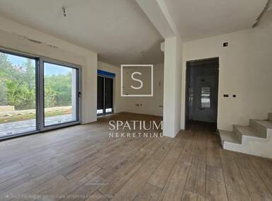 Trosoban stan, Crikvenica, Jadranovo, prodaja, 335000 €, 115 m2