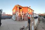 Kuca, Pula, Šikići, prodaja, 420000 €, 125 m2