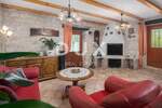 Kuca, Tinjan, prodaja, 2300000 €, 193 m2