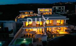 Kuca, Novalja, prodaja, 750000 €, 144 m2