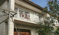 Kuca, Novi Vinodolski, prodaja, 490000 €, 426 m2