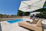 Kuca, Krk, prodaja, 380000 €, 74 m2