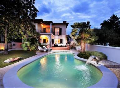 Kuca, Umag, prodaja, 2000000 €, 480 m2