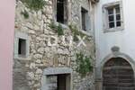 Kuca, Pićan, prodaja, 52000 €, 170 m2